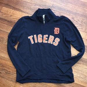 PINK TIGERS PULL OVER SMALL